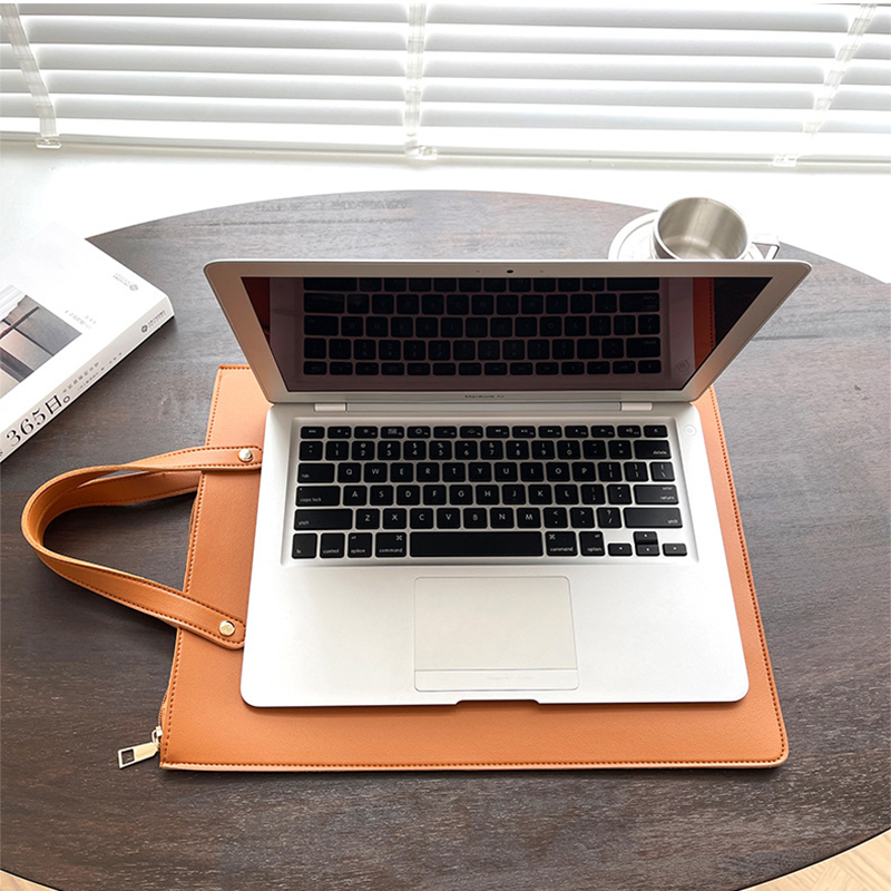 Borsa per Laptop di Design Lus - Women Bags On Sale recensione e prezzo