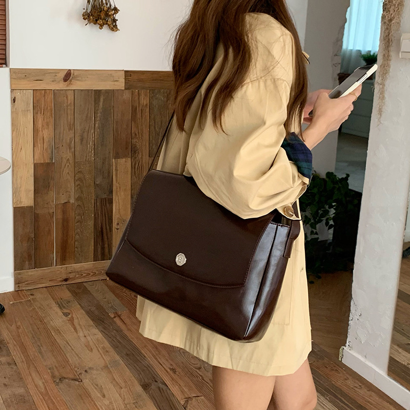 CGCBAG Vintage Lage Capacity M - Women Bags On Sale recensione e prezzo